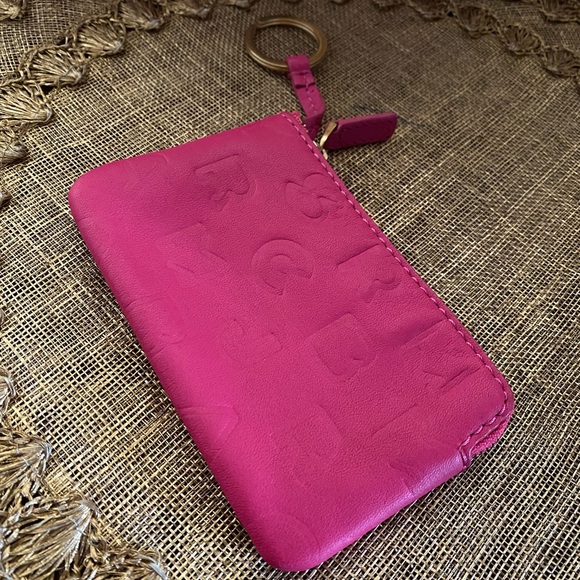 Authentic Marc Jacobs key pouch - Picture 2 of 10